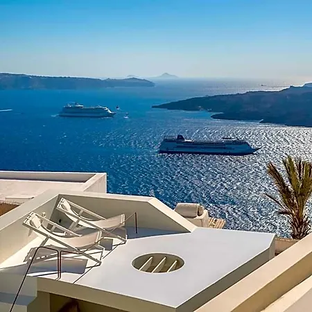 Aesthesis Boutique Fira (Santorini)